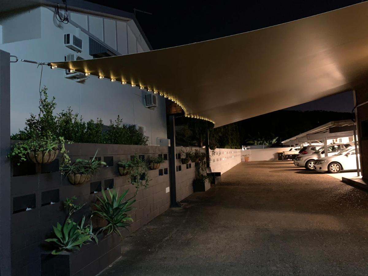 Motel On Mitchell Townsville Extérieur photo